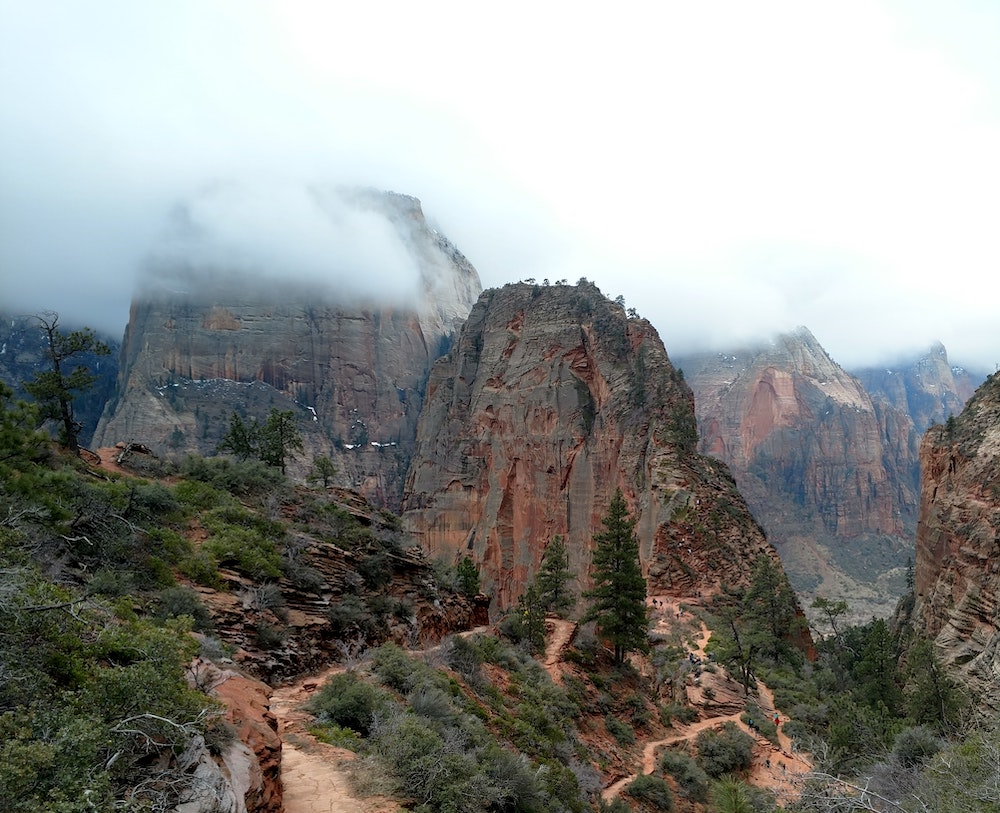 What to Know When Hiking Angels Landing - The Best Resorts in Southern Utah
